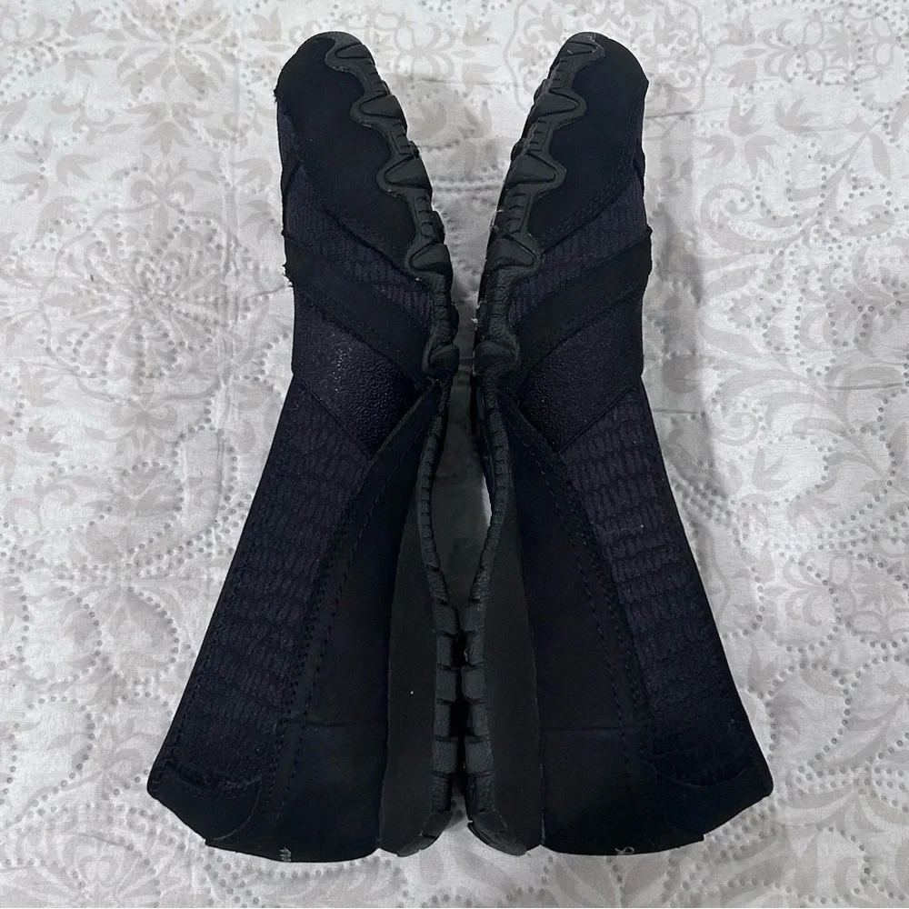 Skechers Relaxed Fit Bikers Wayfarer Women’s Comfort Slip On Black Suede Sz 8.5 - Picture 8 of 13